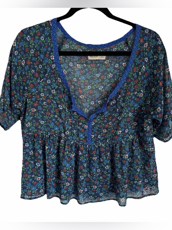 Hollister Tops - Hollister Womens S Blue Ditsy Floral Pleated Sheer Chiffon Top Boho Cottage